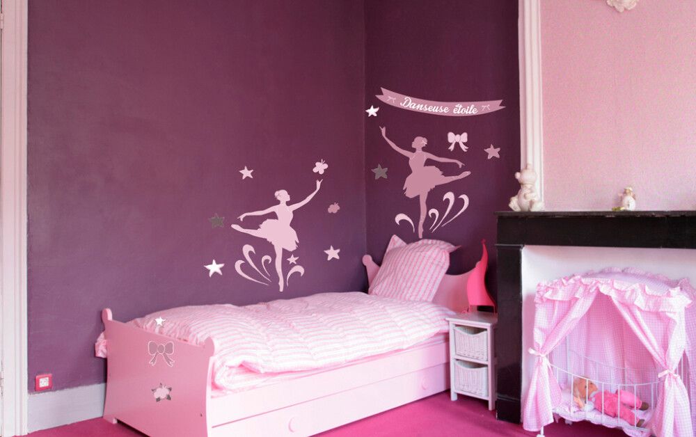 Julistetarra Plage Tanssiva tyttö