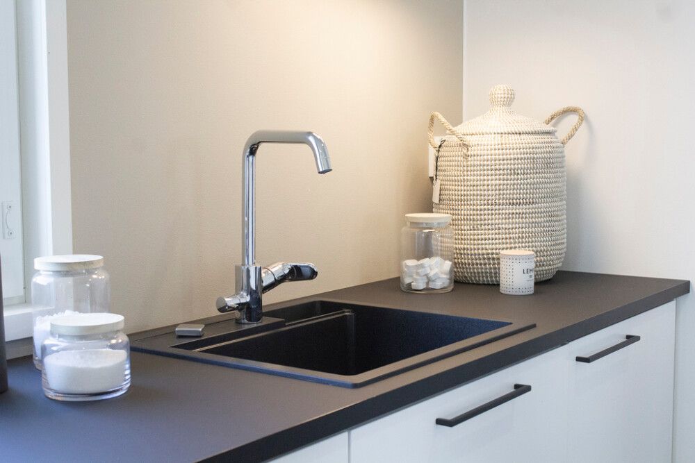 Keittiöallas Stala Combo musta 51 x 57 cm