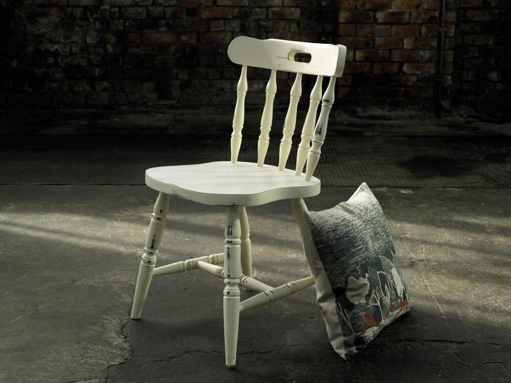 Kalustemaali Rust-Oleum Chalky Finish Clotted Cream 125 ml