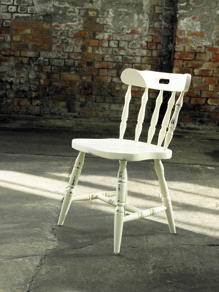 Kalustemaali Rust-Oleum Chalky Finish Clotted Cream 125 ml