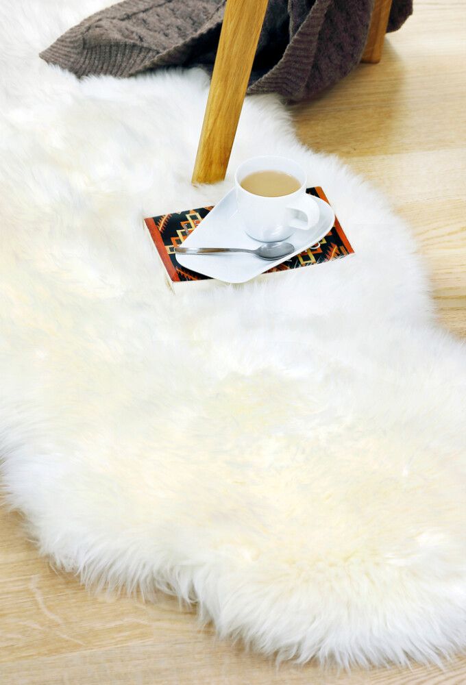 Lampaantalja Narma Merino Lungo 60 x 135 cm Luonnonvalkoinen