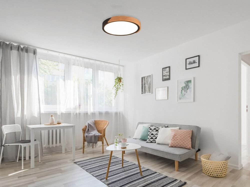 Kattovalaisin Reality Leuchten Jano Mattamusta/Puu Ø 31 cm