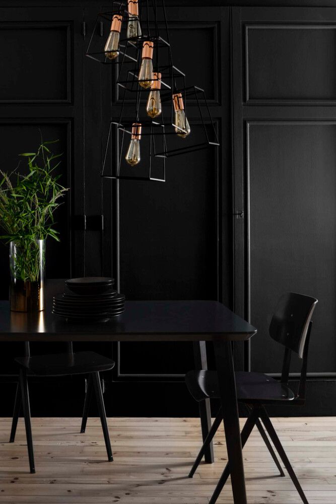 Metalliefektimaali Liberon Shades of Black Gloss 500 ml