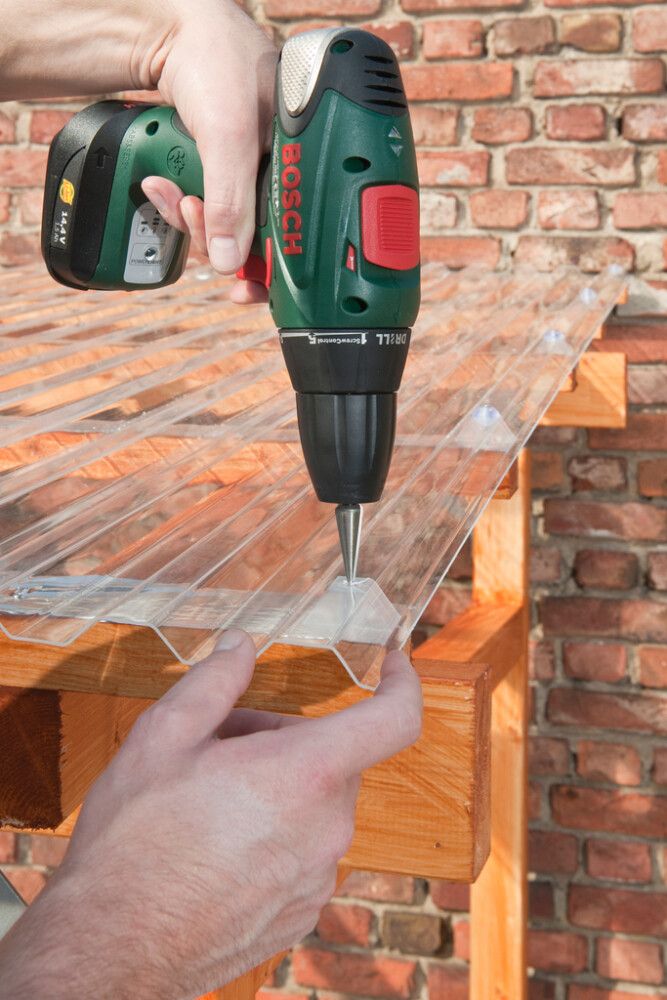 Valokate Gutta PC makro trapetsi-profiili pronssi 0,8 x 1045 x 3000 mm