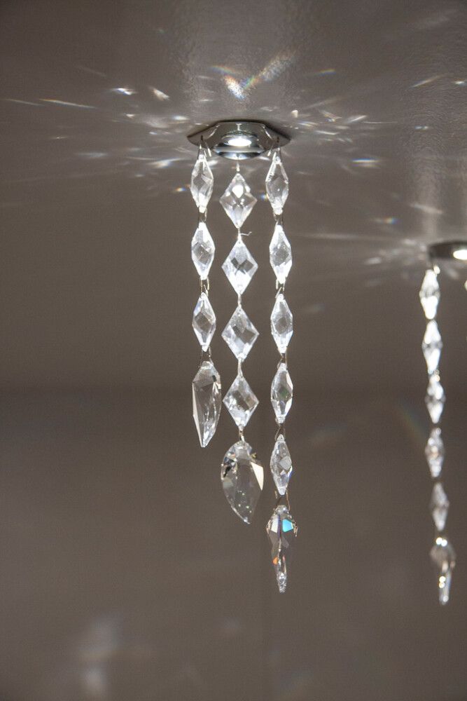 Valaisinkoriste Cariitti Sade 567