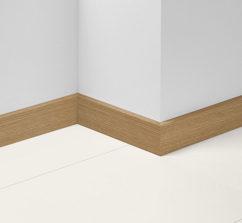 Jalkalista Parador SL18 Tammi E040 16,5 x 70 x 2200 mm