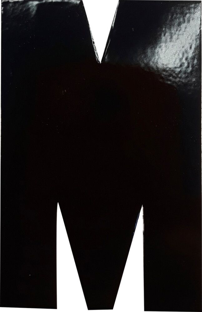 Kirjain Klassen Musta 8,3 cm M