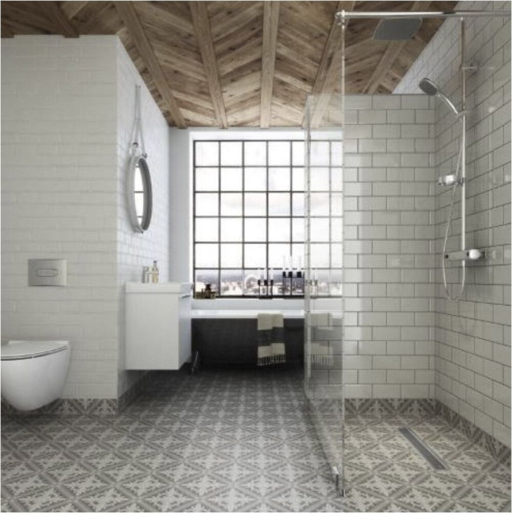 Suihkuallas + lineaarinen lattiakaivo Tycroc STL90 900 x 900 x 30 mm