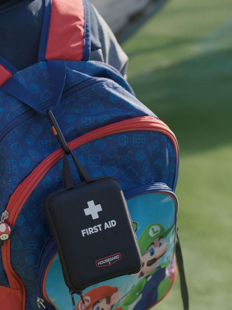 Ensiapulaukku Housegard Compact 32-os.