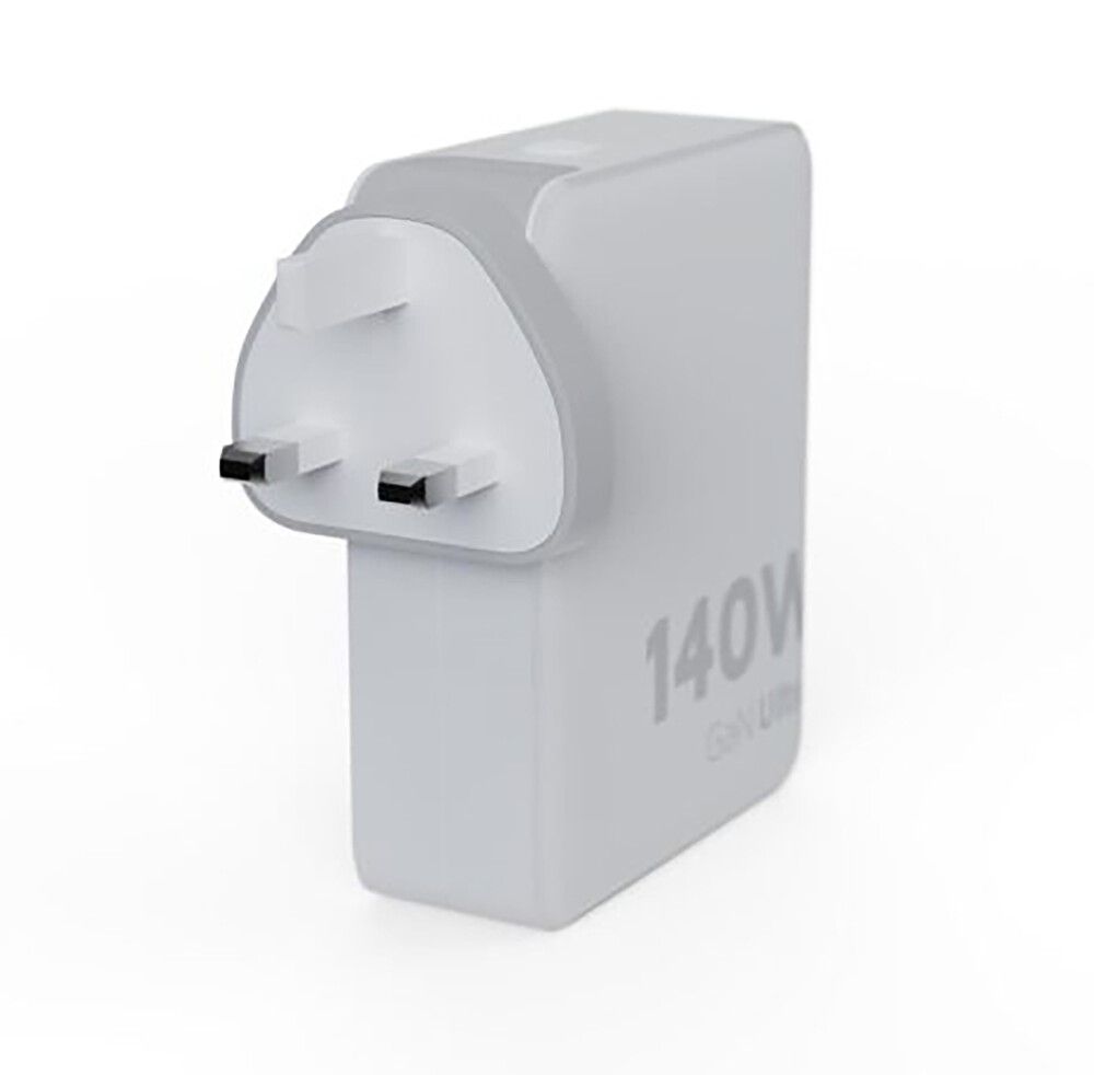 Matkalaturi Xtorm 140W GaN Ultra