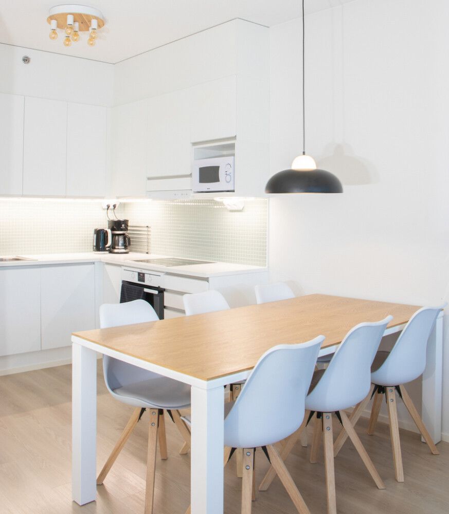 Kattovalaisin Sessak Nell 6-os