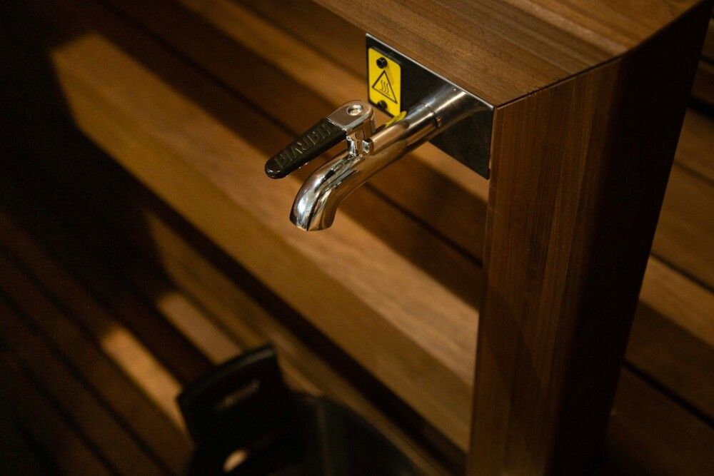 Vedenlämmitin Harvia Cilindro WP250PC RST 25 l