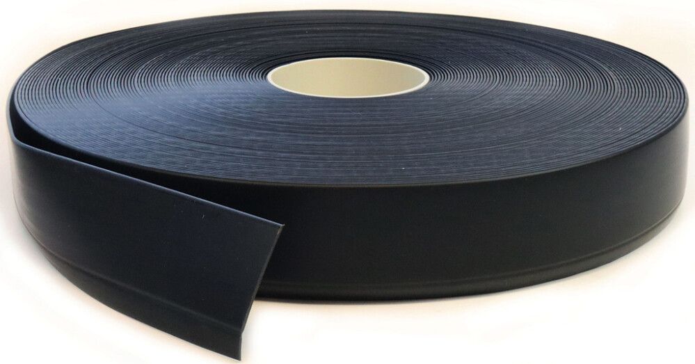 Jalkalista Dione PVC Musta 40 mm (per metri)