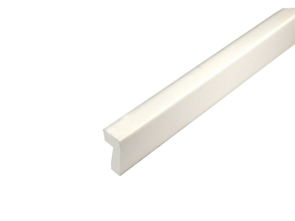 Reunalista Dione valkoinen muovi 42 x 19 x 2200 mm