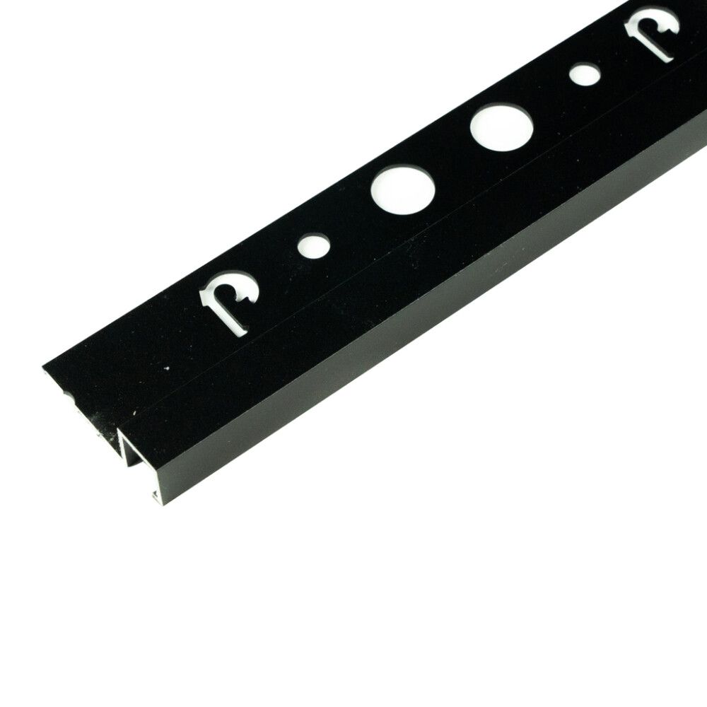 Neliölaattalista Dione 8 mm Black Rustic 2,7 m