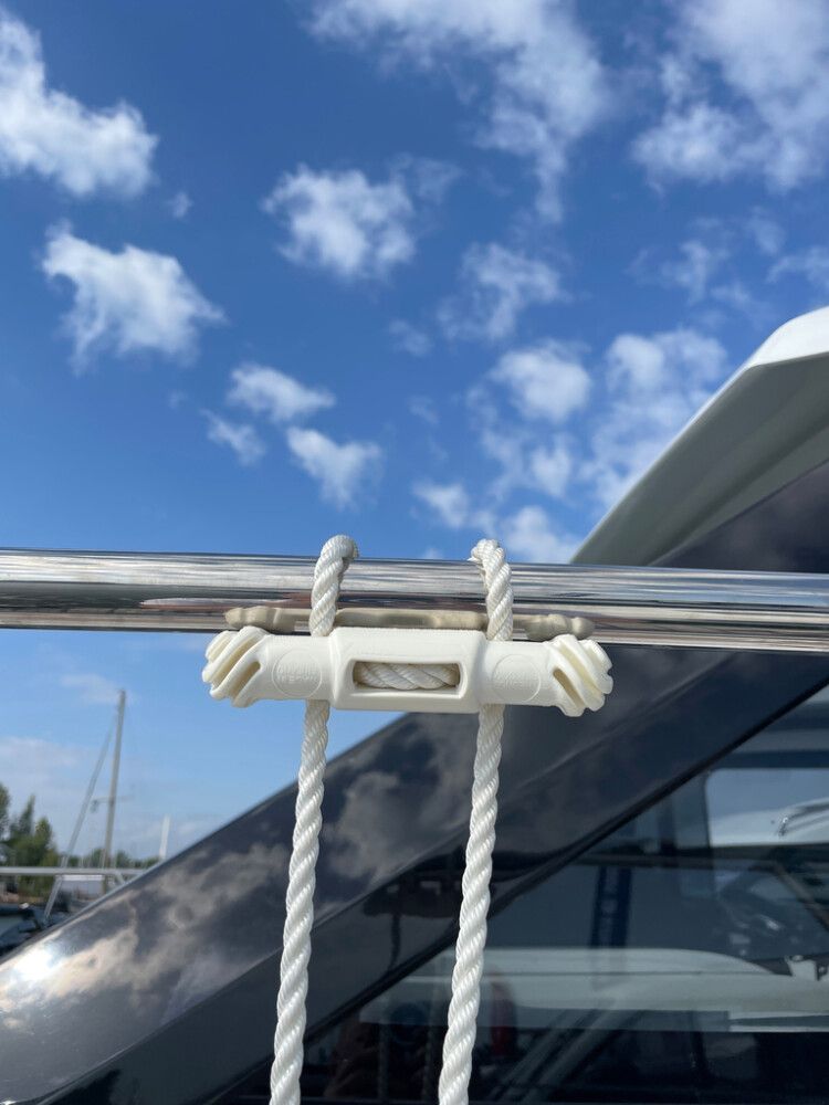 Fender Snubber pari 13,8 cm, useita värivaihtoehtoja Valkoinen