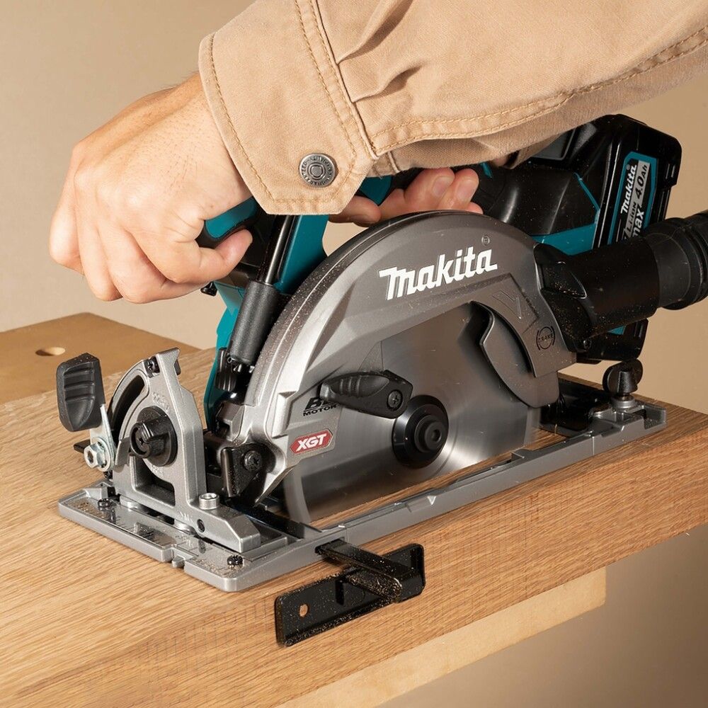 Pyörösaha Makita XGT HS012GZ