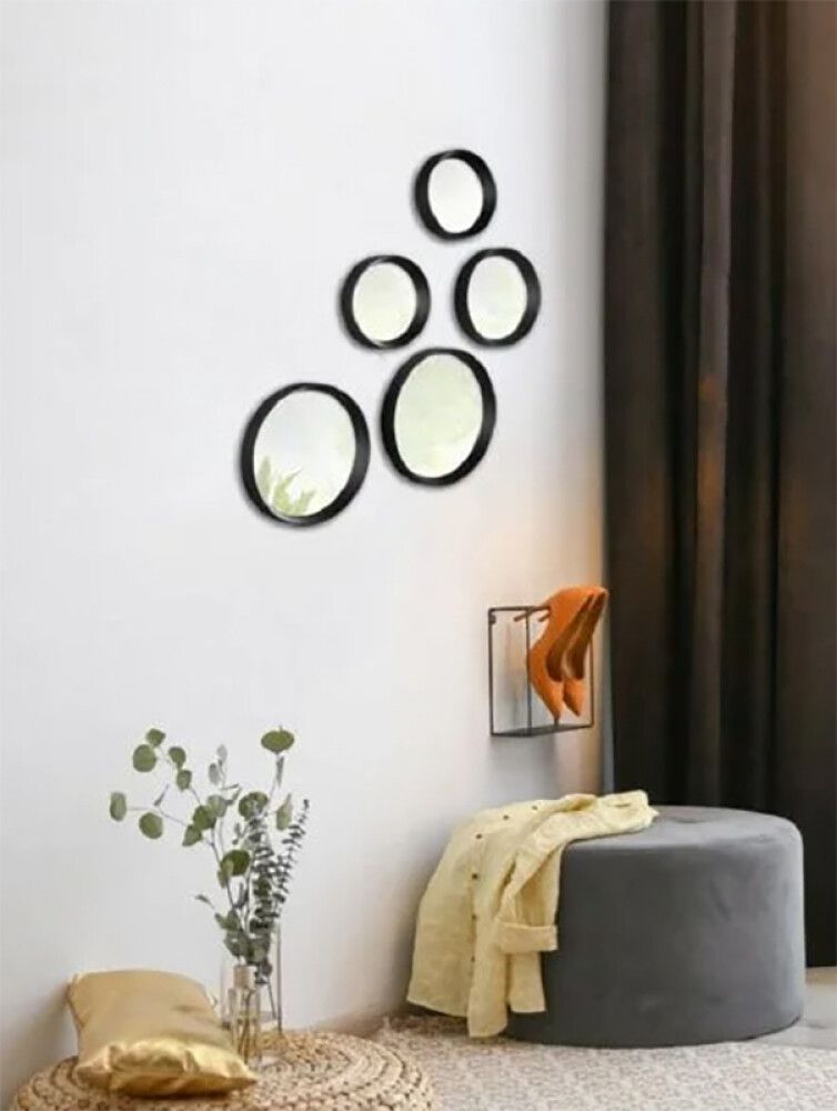 Sisustuspeilisetti Mirrors and More Lia Musta 5 kpl