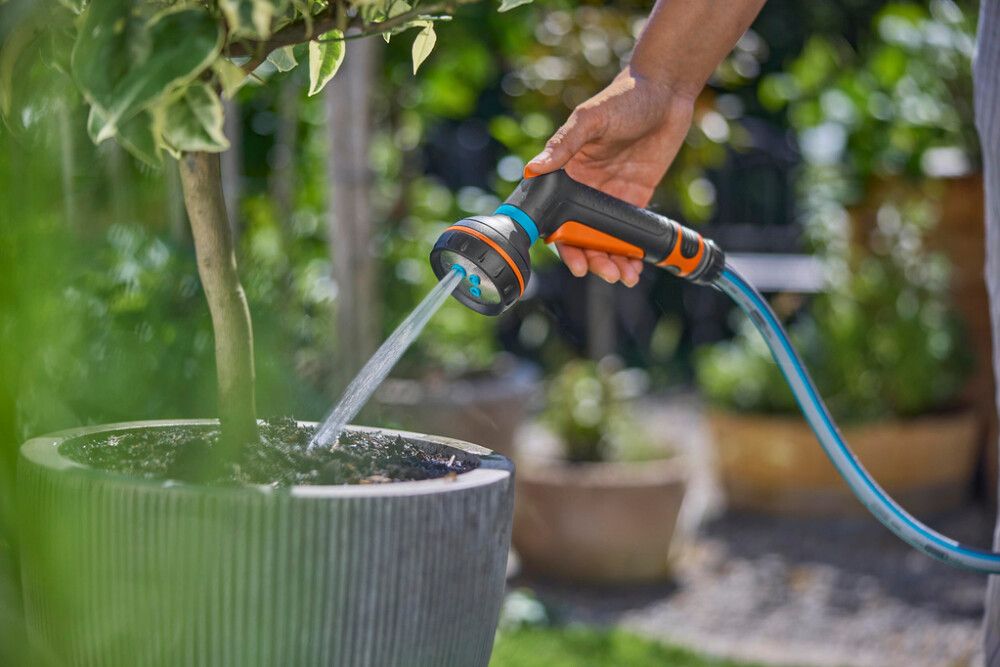 Monitoimikastelupistooli Gardena Classic