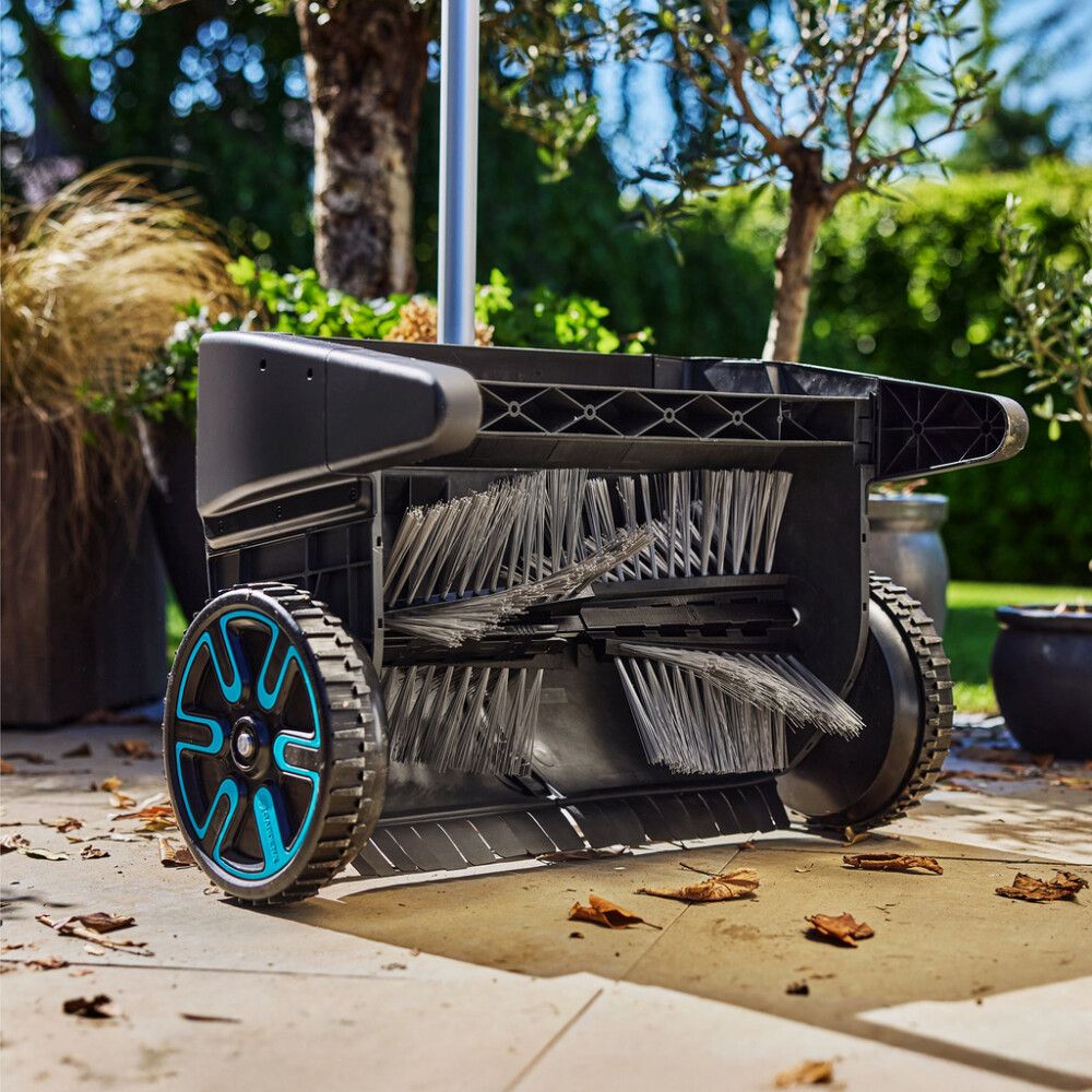 Harjasarja Gardena lehtienkerääjään