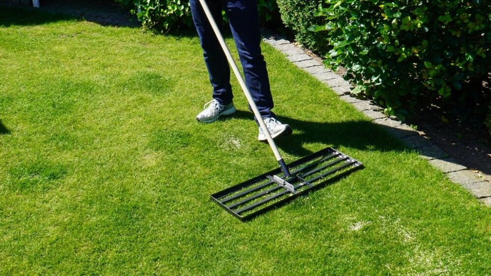 Asennuskanava Harju musta 10 x 15 x 2000 mm