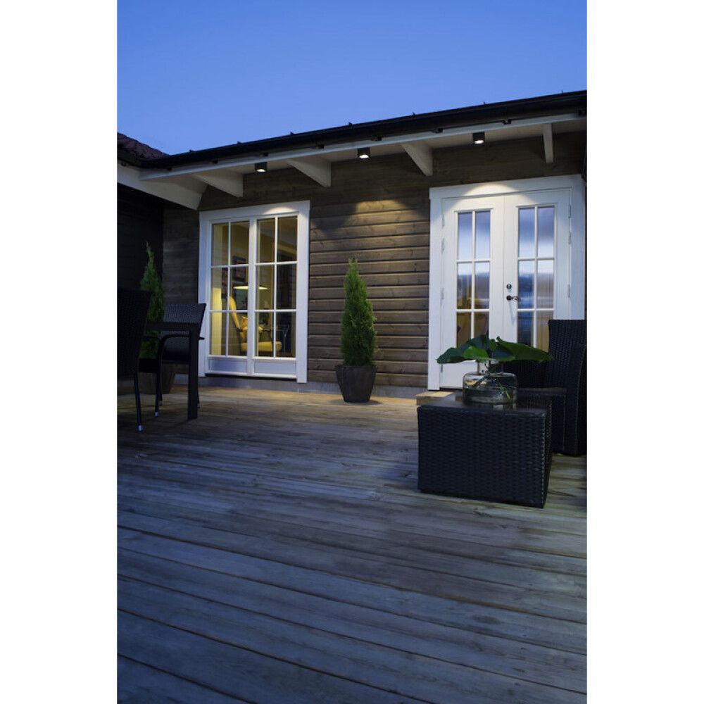 Ulkokattovalaisin Konstsmide Cesena