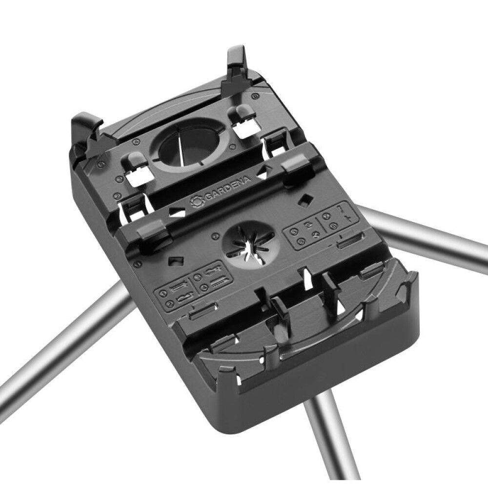 Jalusta Gardena sadettimelle kolmijalka