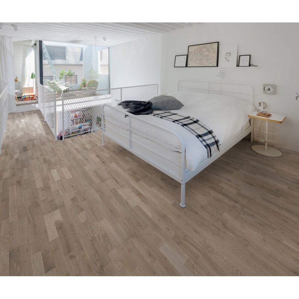 Parketti Kährs Tammi Alloy 3S mattalakattu