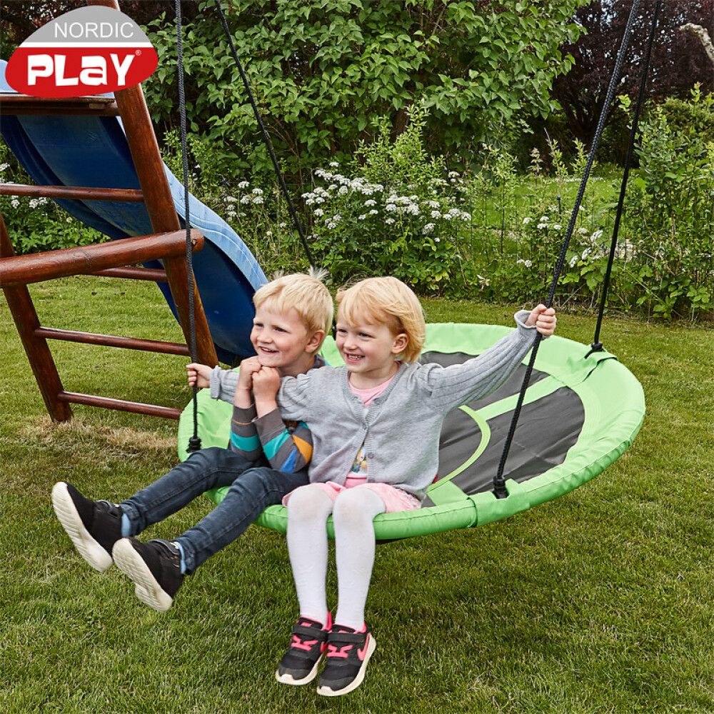 Pesäkeinu Nordic Play kahdelle lapselle