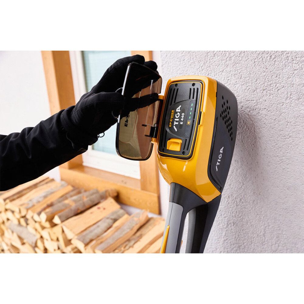 Akkulumilapio Stiga ST 300 E