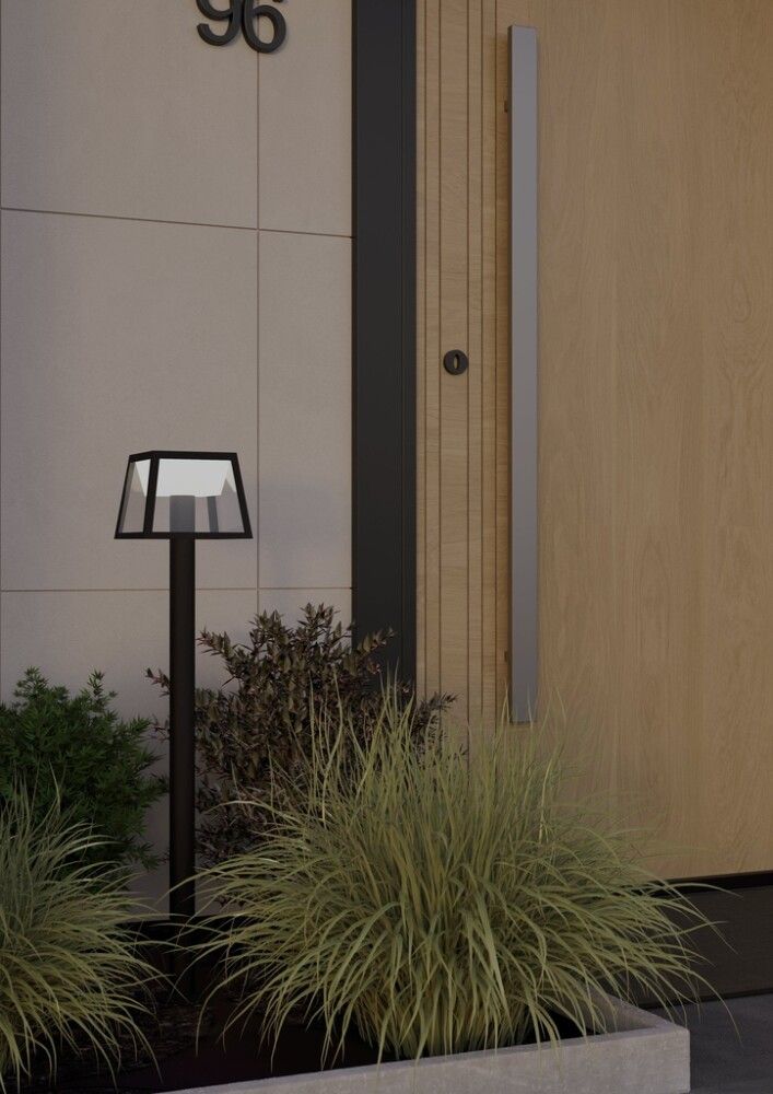 Solarvalaisin maapiikillä Eglo Altilia