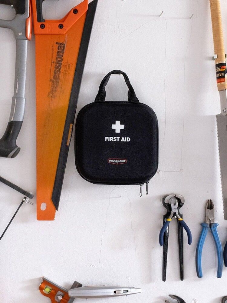 Ensiapulaukku Housegard Standard 53-os.