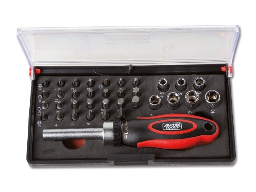 Ruuvimeisseli ja kärkisarja Alpha Tools 35-os.