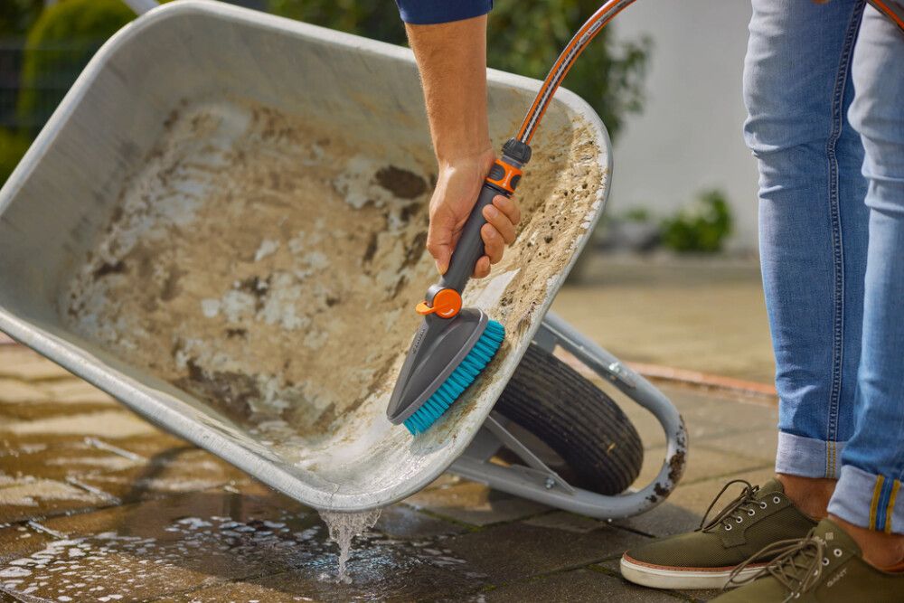 Käsiharja Gardena Cleansystem karkea M