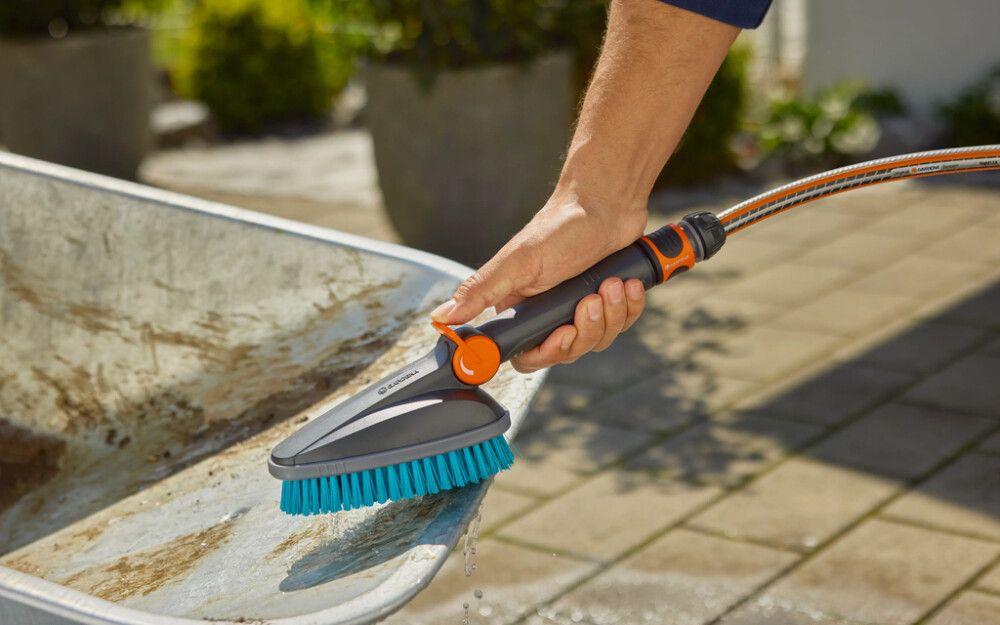 Käsiharja Gardena Cleansystem karkea M