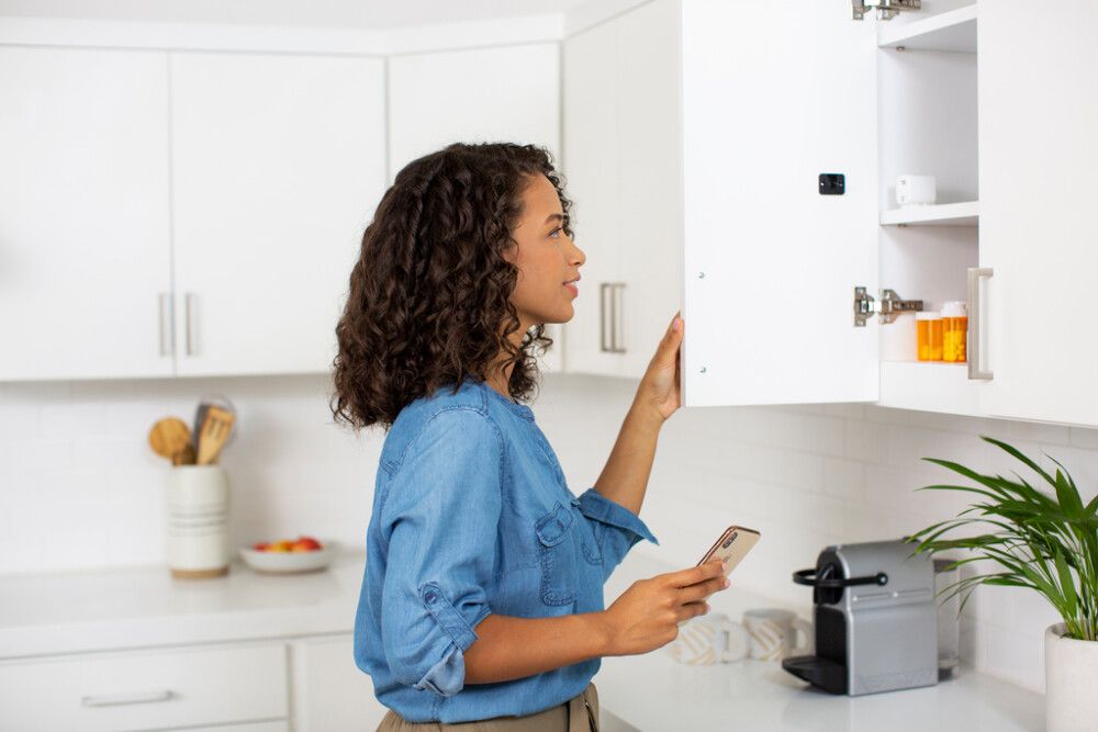 Kaappilukko Yale Smart Cabinet Lock