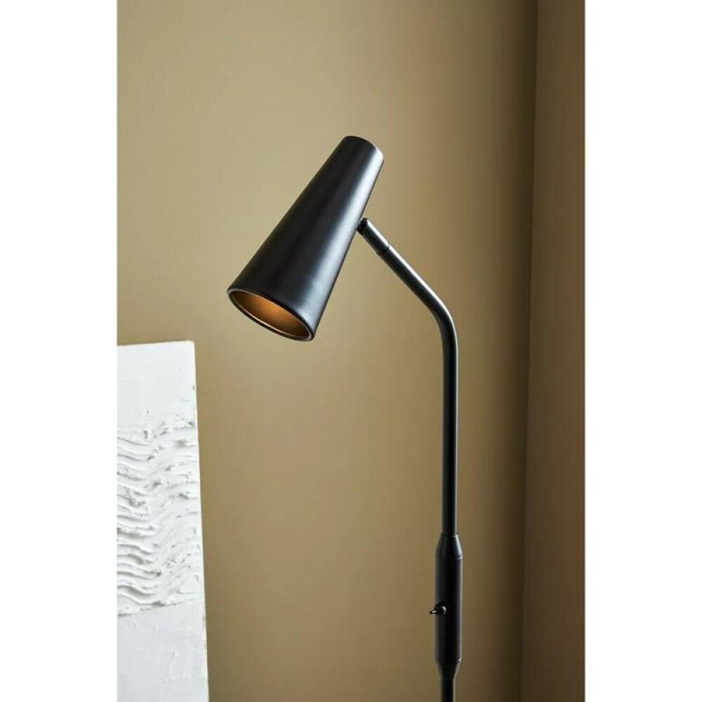 Lattiavalaisin Markslöjd Crest Musta 145 cm