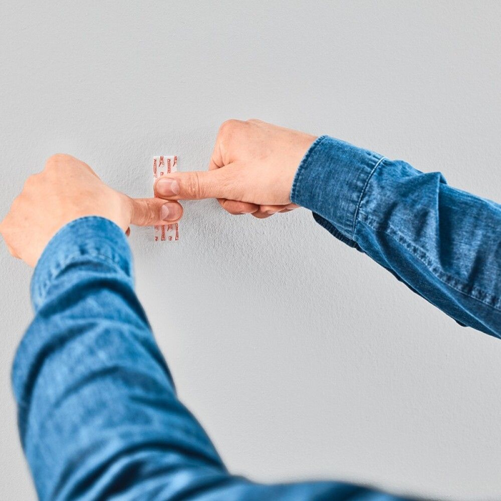 Tarrakoukku tapetille Tesa 0,5 kg 2 kpl