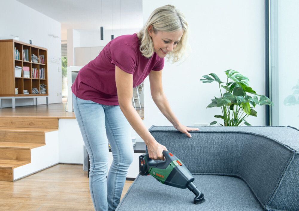 Akkuimuri Bosch UniversalVac 18