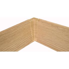 Jalkalistan sisänurkka Maler PVC Tammi 22 x 75 mm