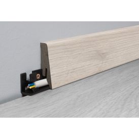 Jalkalista Logoclic K58C Element Flex Tammi Callida 18 x 58 x 2600 mm