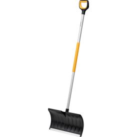Lumentyönnin Fiskars X-series rullaava